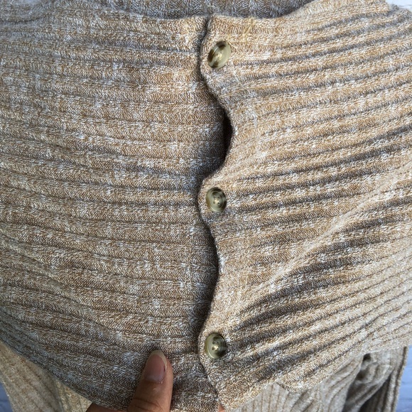 Evy’s Tree Sweater Jessica in Oatmeal Luxury Wrap Sweater Size Large / XL - Picture 11 of 14